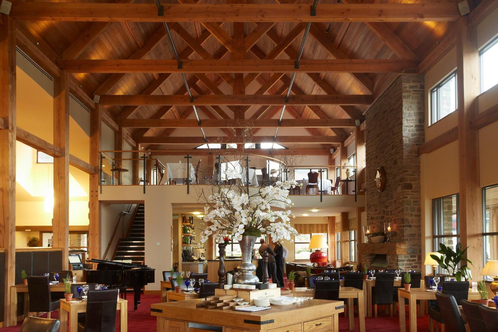Hunter Lodges By Celtic Manor 뉴포트 외부 사진